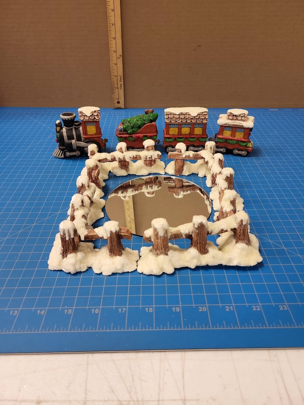 Heathcliff Christmas Train Set Mirror Pond Vintage Holiday Decoration Display
